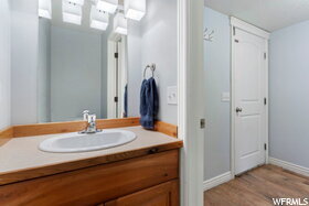 Building Photo - 3 Bedroom in Great Ogden Location