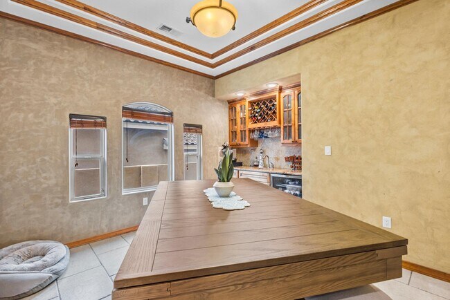 Building Photo - 4613 Croyden Ave NW