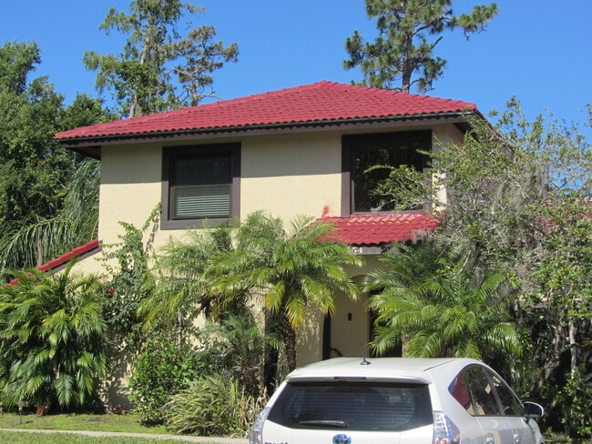 Primary Photo - 454 Hunter Cir