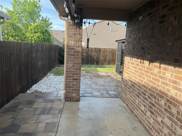 Building Photo - 15616 Leadenhall St