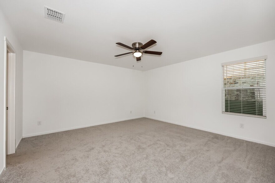 Building Photo - 2221 La Vis Ln