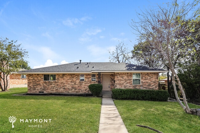 Building Photo - 944 W Pleasant Run Rd