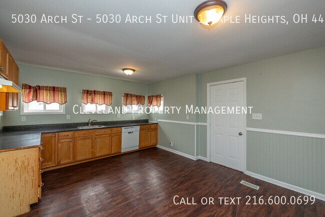 Building Photo - 5030 Arch St