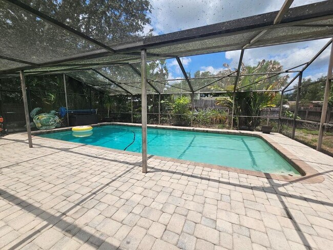 Building Photo - 5103 Fernbrook Ln