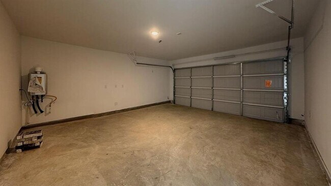 Building Photo - 3128 Twisted Myrtle Dr