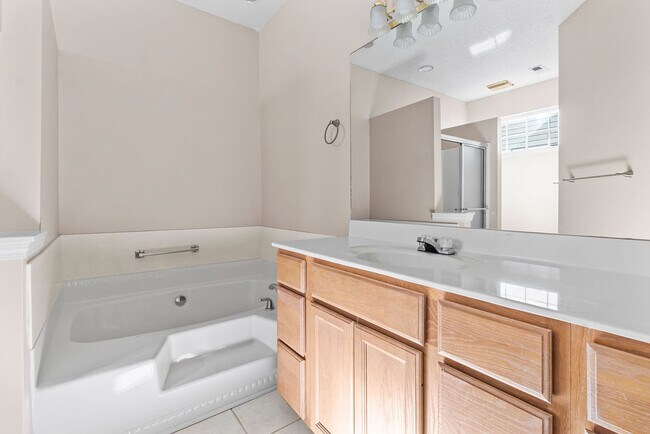 Building Photo - Sand Ridge Home