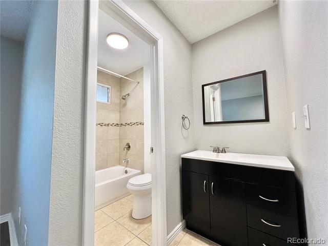 Building Photo - 3739 S Granby Way