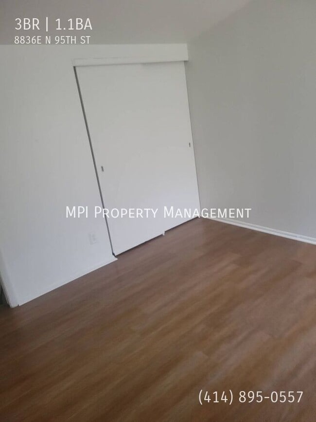 Building Photo - 8836E N 95TH St