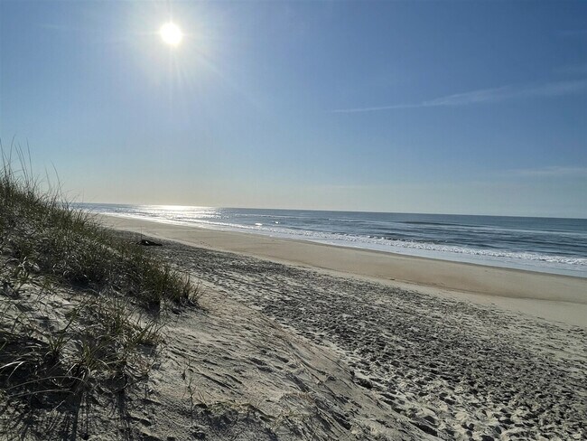 Building Photo - 57211 Atlantic View Dr