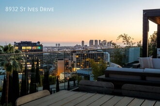 Building Photo - 8932 St Ives Dr