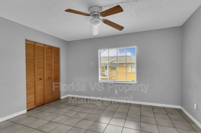 Building Photo - 1629 W Oak Ridge Rd