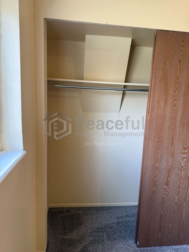 Building Photo - 4693 S Arlington Park Dr