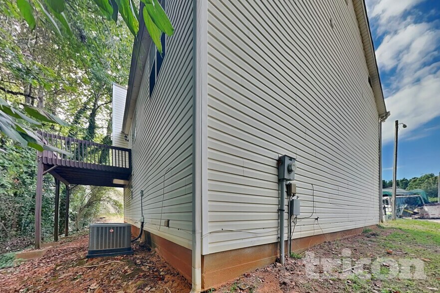 Building Photo - 3654 Heritage Ridge Ln