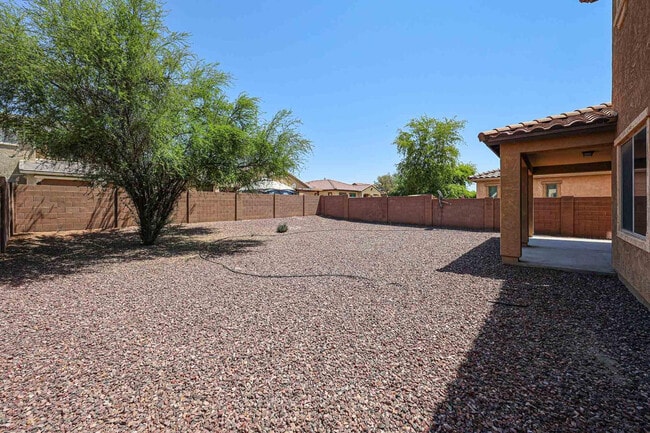 Building Photo - 16982 W Rio Vista Ln