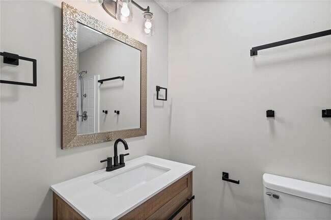 Building Photo - 7411 Wigfield Rd