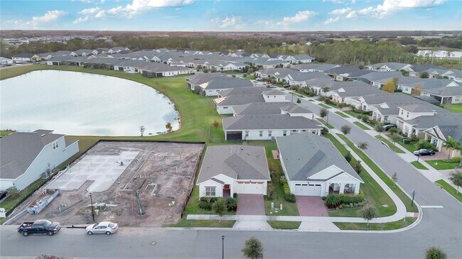Building Photo - 5092 Twin Lakes Blvd