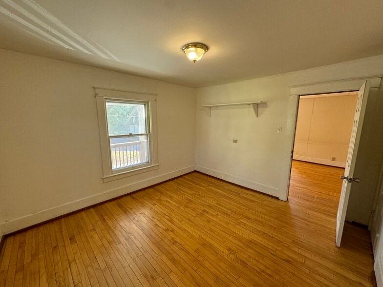 Building Photo - 7 Elizabeth St