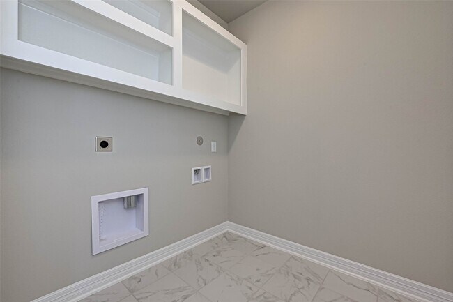 Building Photo - 3433 Acacia Grv Ln