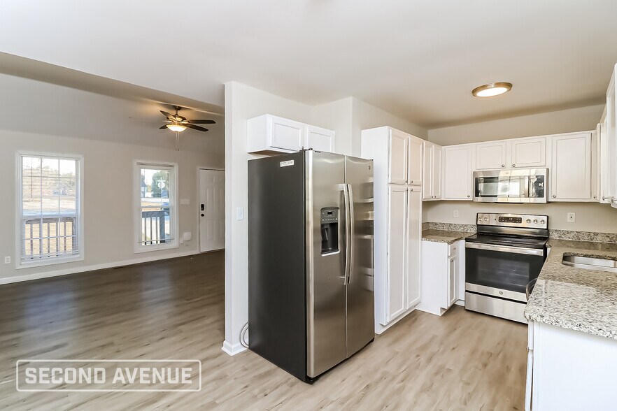 Building Photo - 58 Southwind Dr