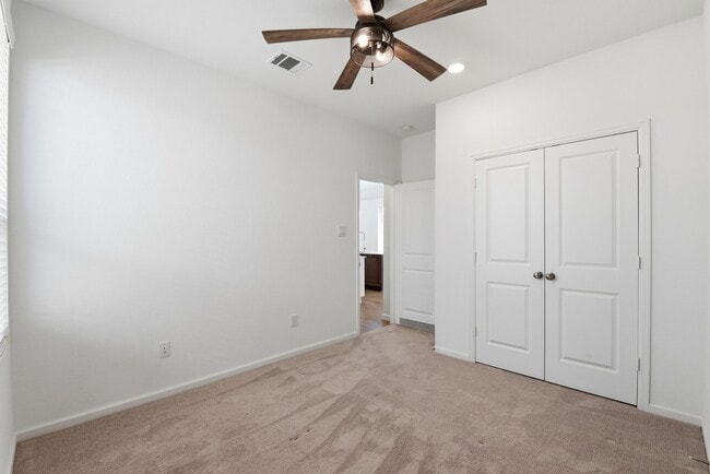 Building Photo - 4264 Waterlily Spg Wy