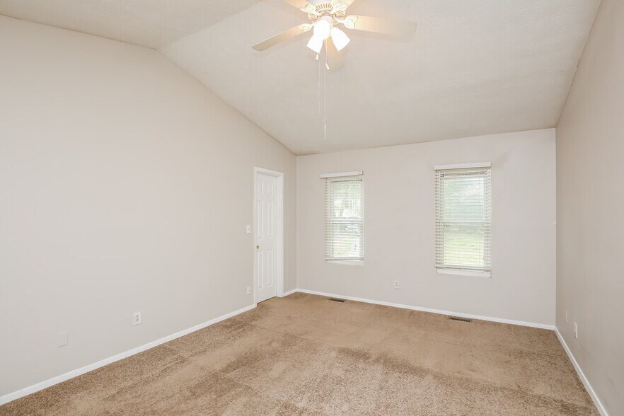 Building Photo - 2669 Crystal Ln