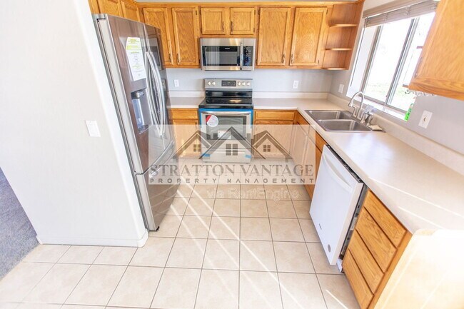 Building Photo - 10281 W Arvada Dr