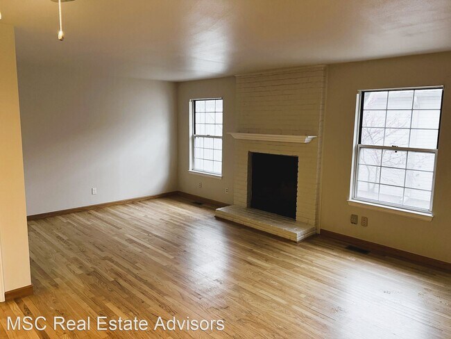 Building Photo - 2 br, 1.5 bath House - 6812 E Briarwood Dr