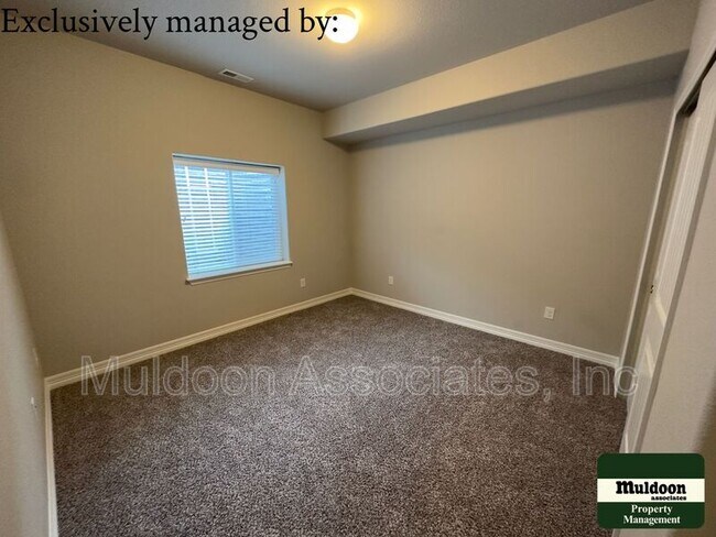 Building Photo - 6838 Black Saddle Dr