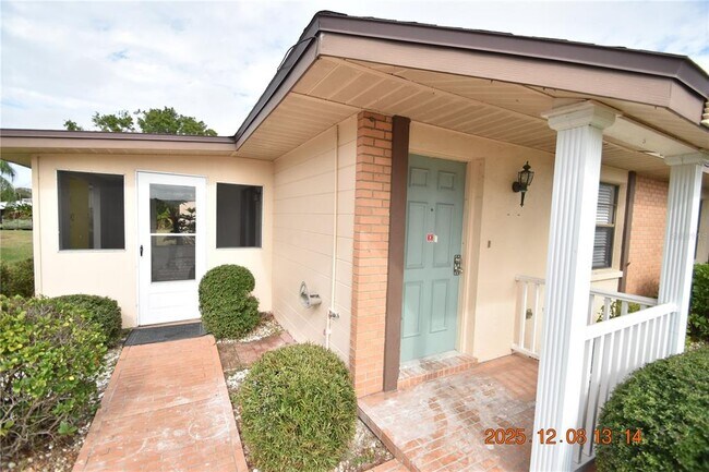 Building Photo - 705 2nd Ave NW