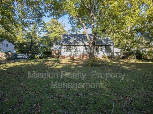 Building Photo - 7580 Rockfalls Dr