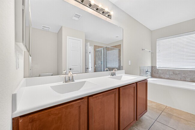 Building Photo - 24670 Folkstone Cir
