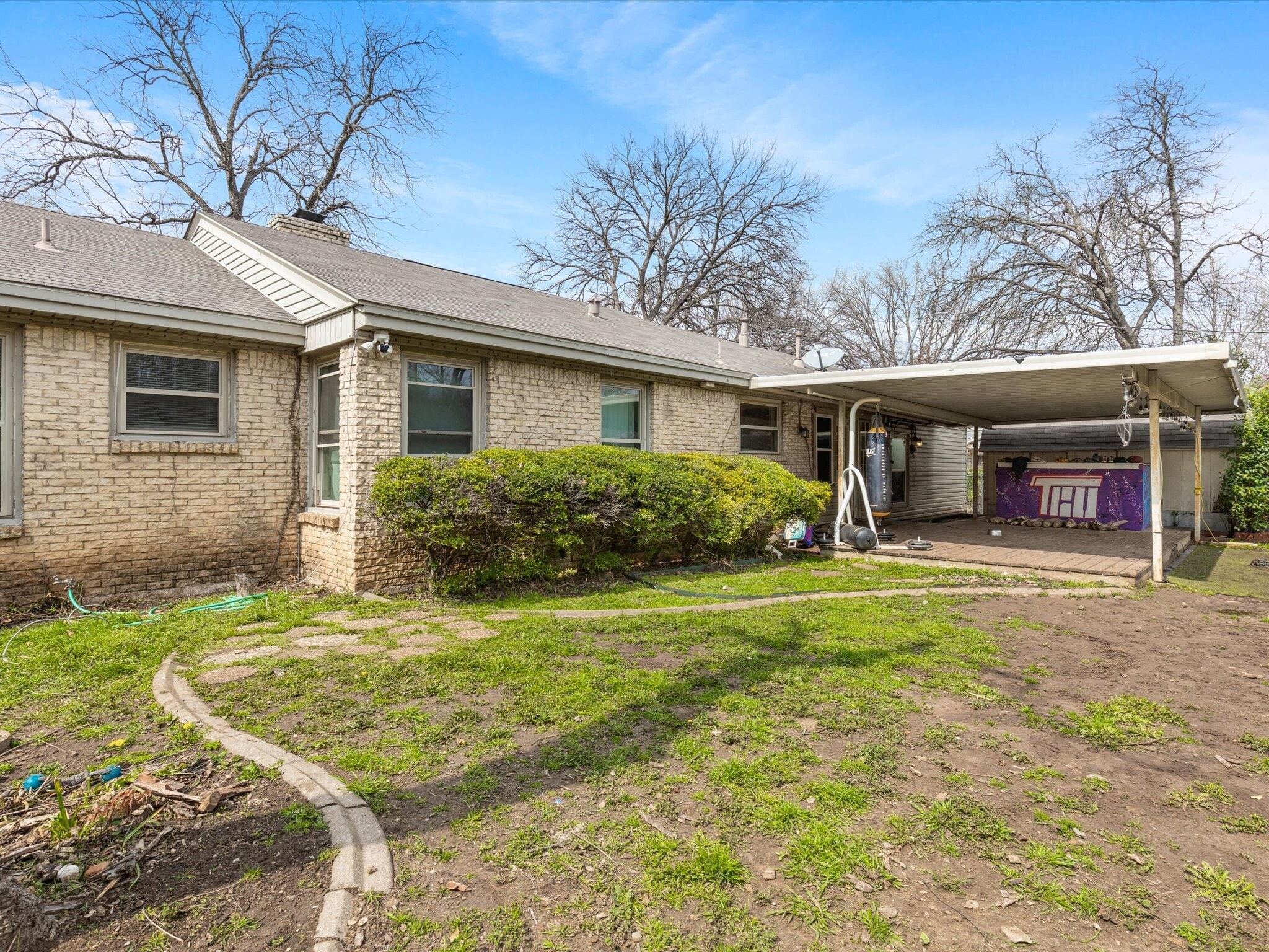 Building Photo - 3709 Bellaire Cir