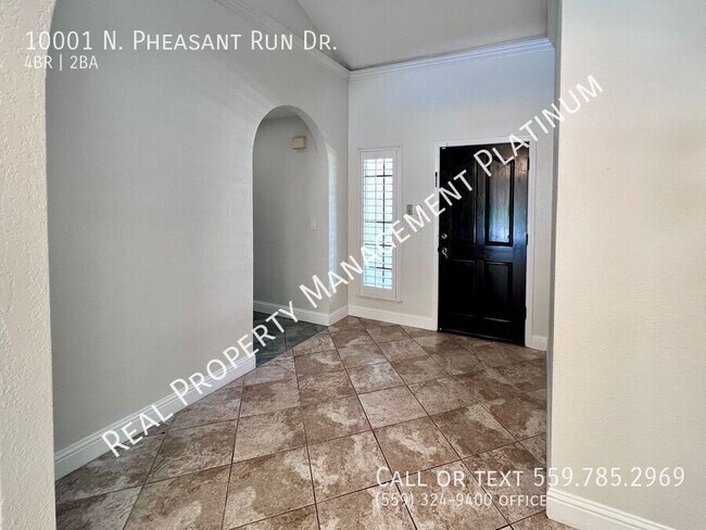 Building Photo - 10001 N Pheasant Run Dr