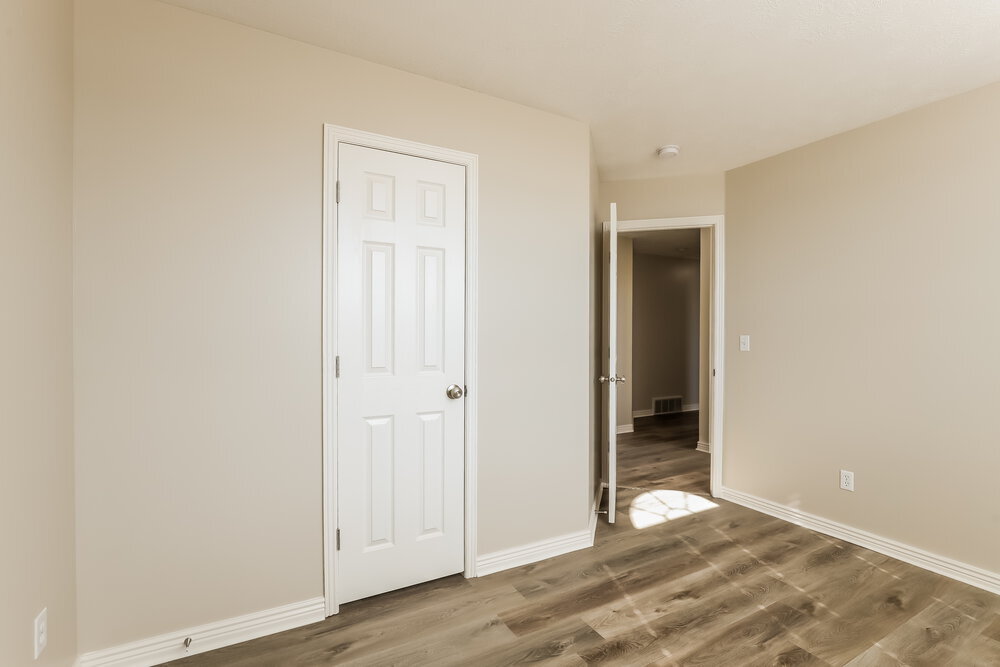 Building Photo - 4083 1100 W
