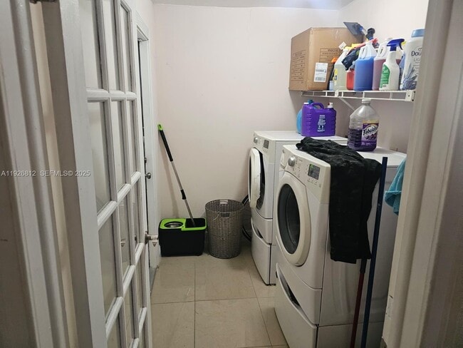 Building Photo - 15149 SW 59th St