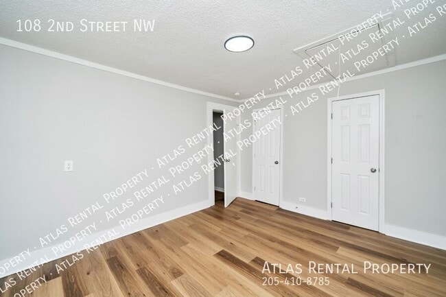 Building Photo - 108 2nd St NW