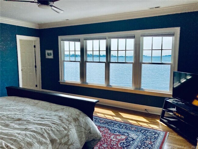 Building Photo - 50 Shorefront Park