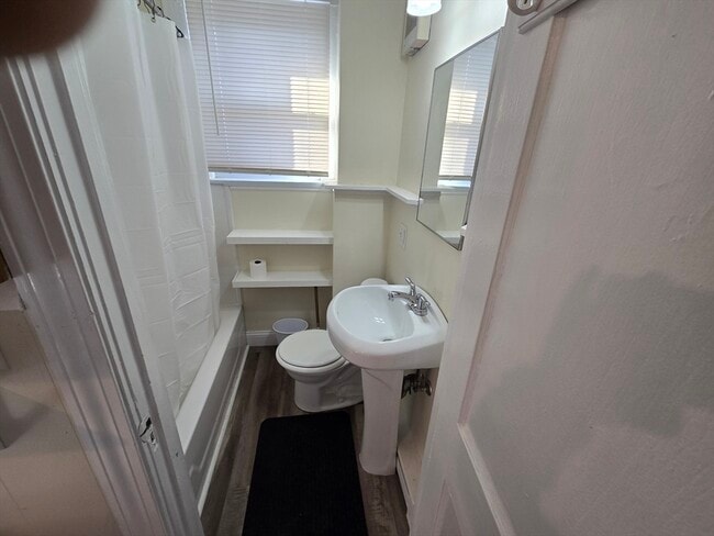 Building Photo - 444 Groveland St