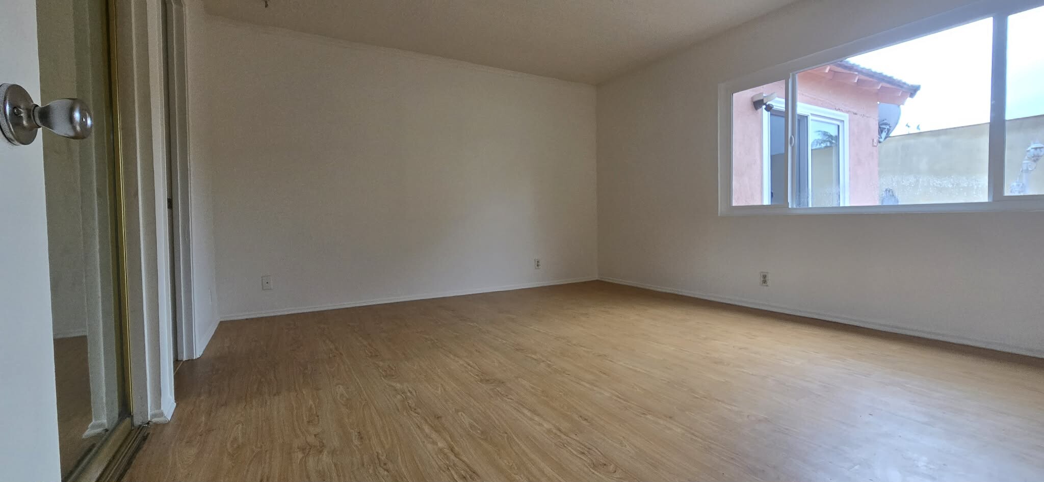 Building Photo - 3102 S Baker St