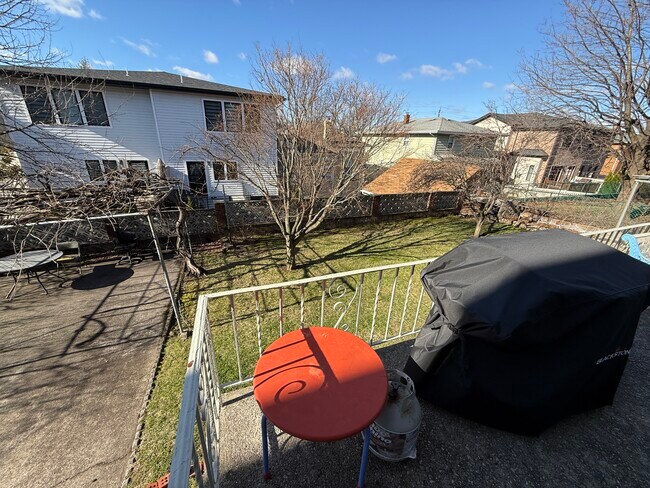 Building Photo - 426 Plateau Ave