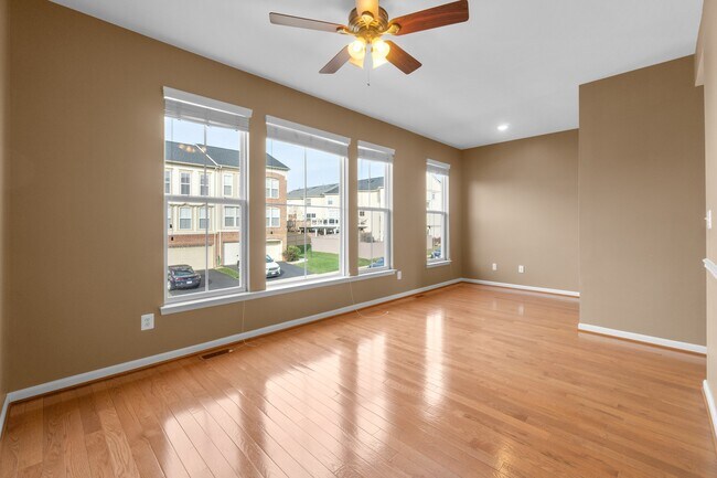 Building Photo - 23460 Twin Falls Ter