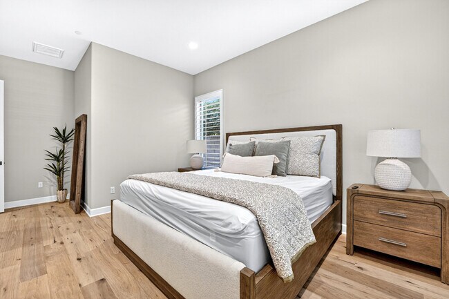 Building Photo - 55120 Autumn Valley Ct