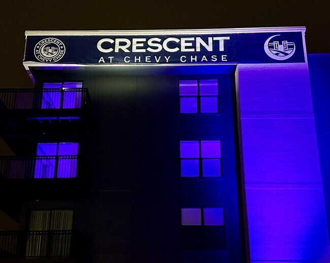 Building Photo - One Bedroom Rear Facing w Patio (1st Floor), Balcony 2 & 3