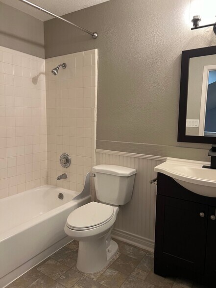 Building Photo - 12132 Vista Nogal