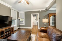 Building Photo - 300 N Penn St