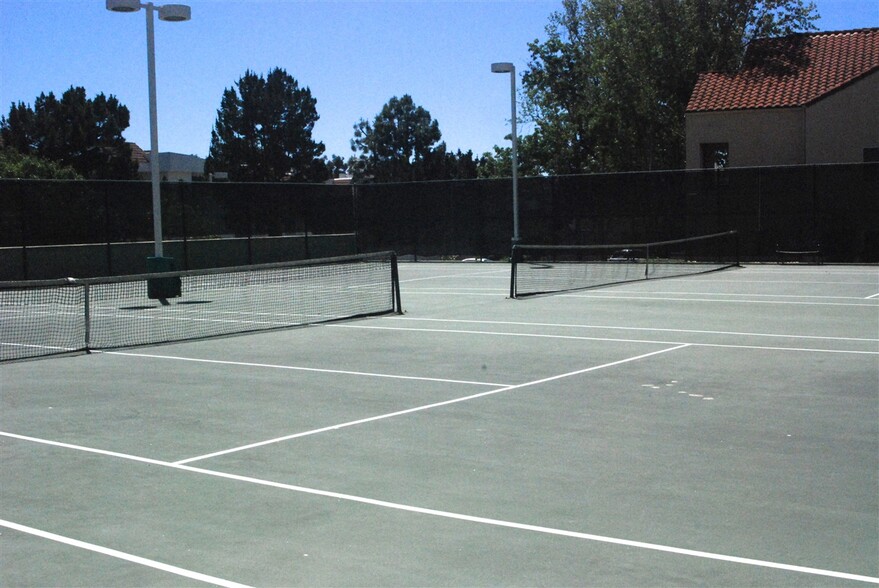 Tennis Courts - 3989 Nobel Dr