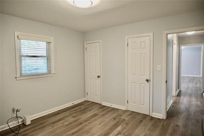 Building Photo - 4867 Flint Hill Rd SW