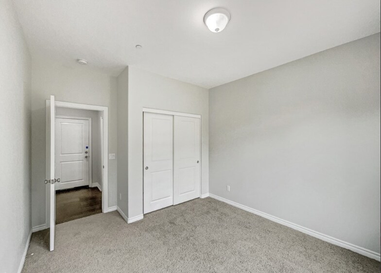 Building Photo - 32676 Quiet Trail Dr