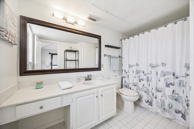 Building Photo - 4000 Purdue St