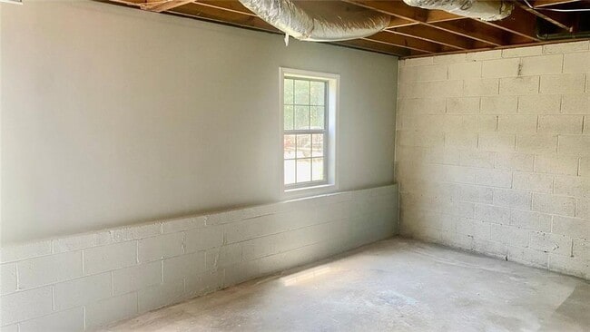 Building Photo - 1807 Merry Oak Rd SW